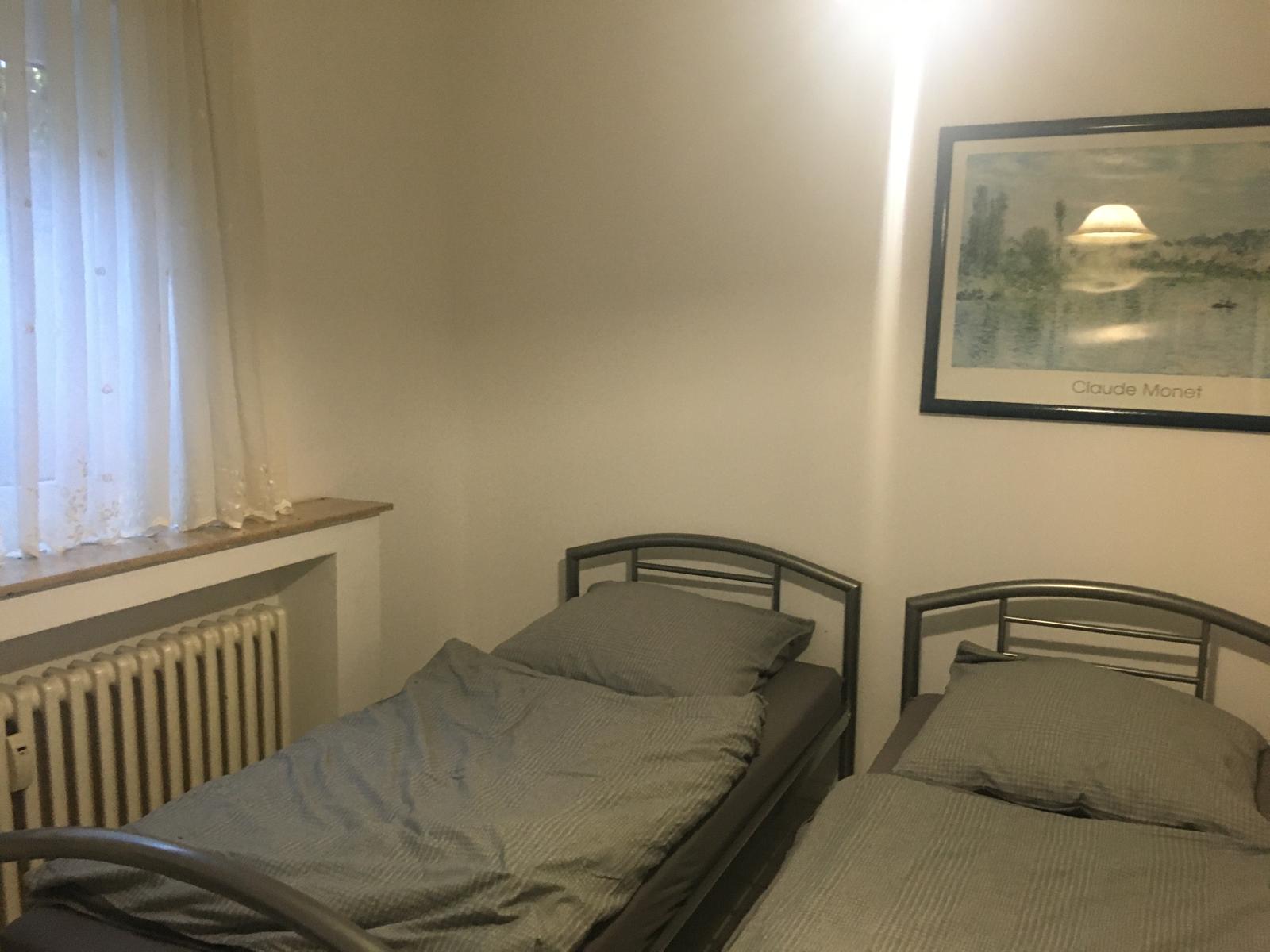 Möblierte 2-Zimmer Wohnung + Wohnzimmer in Krefeld - ab sofort