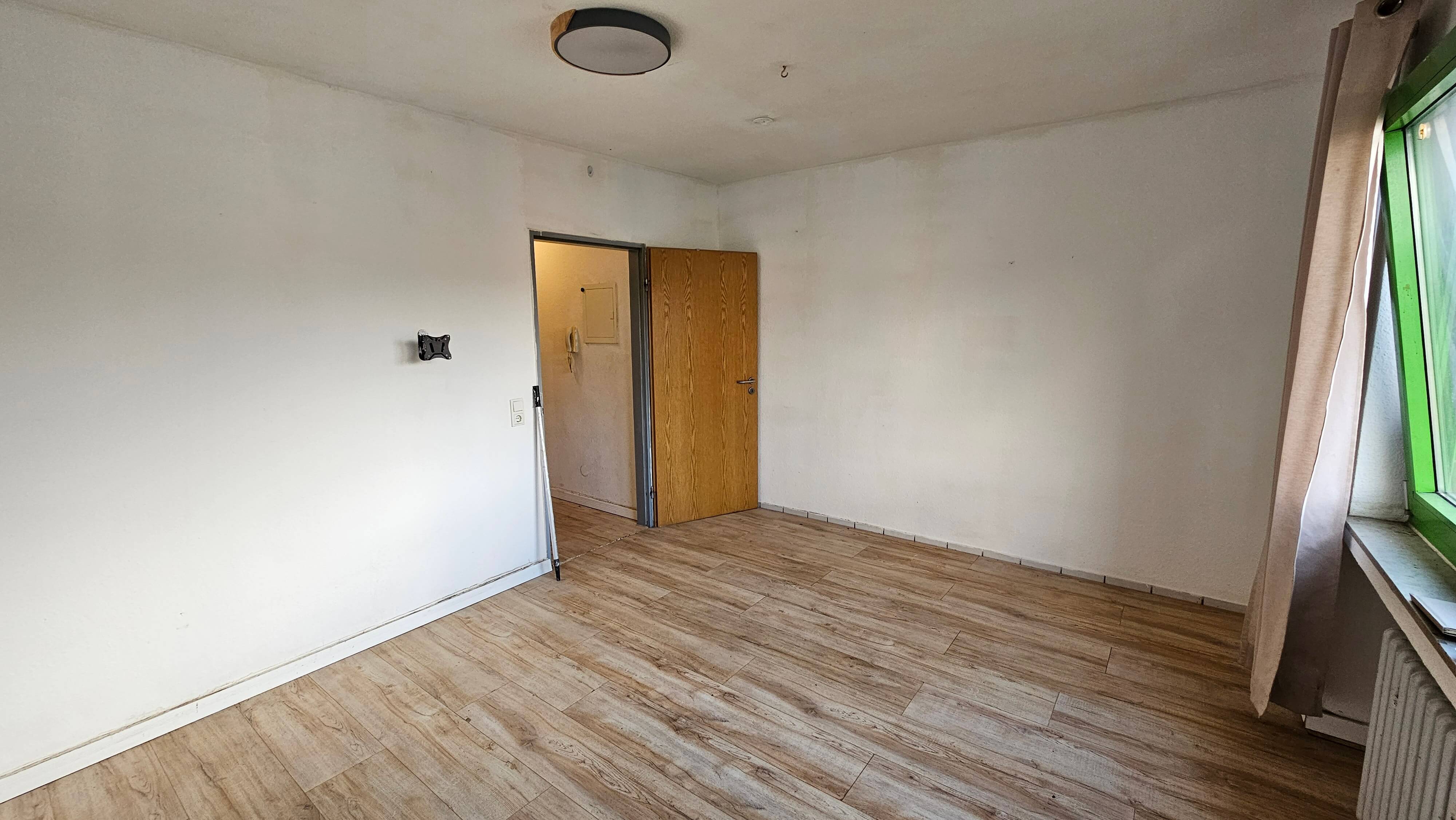 Sonnige 1-Zimmer-Wohnung in Mönchengladbach-Heyden – separates Bad & Küche – ab sofort frei!